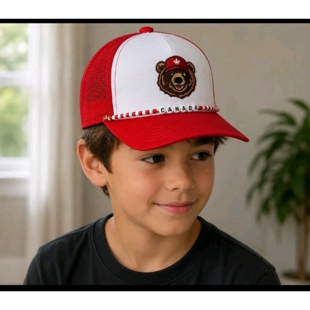 Gertex Kids Canada Bear Trucker Hat Red White Beaded CANADA Size 4-6X NWT
